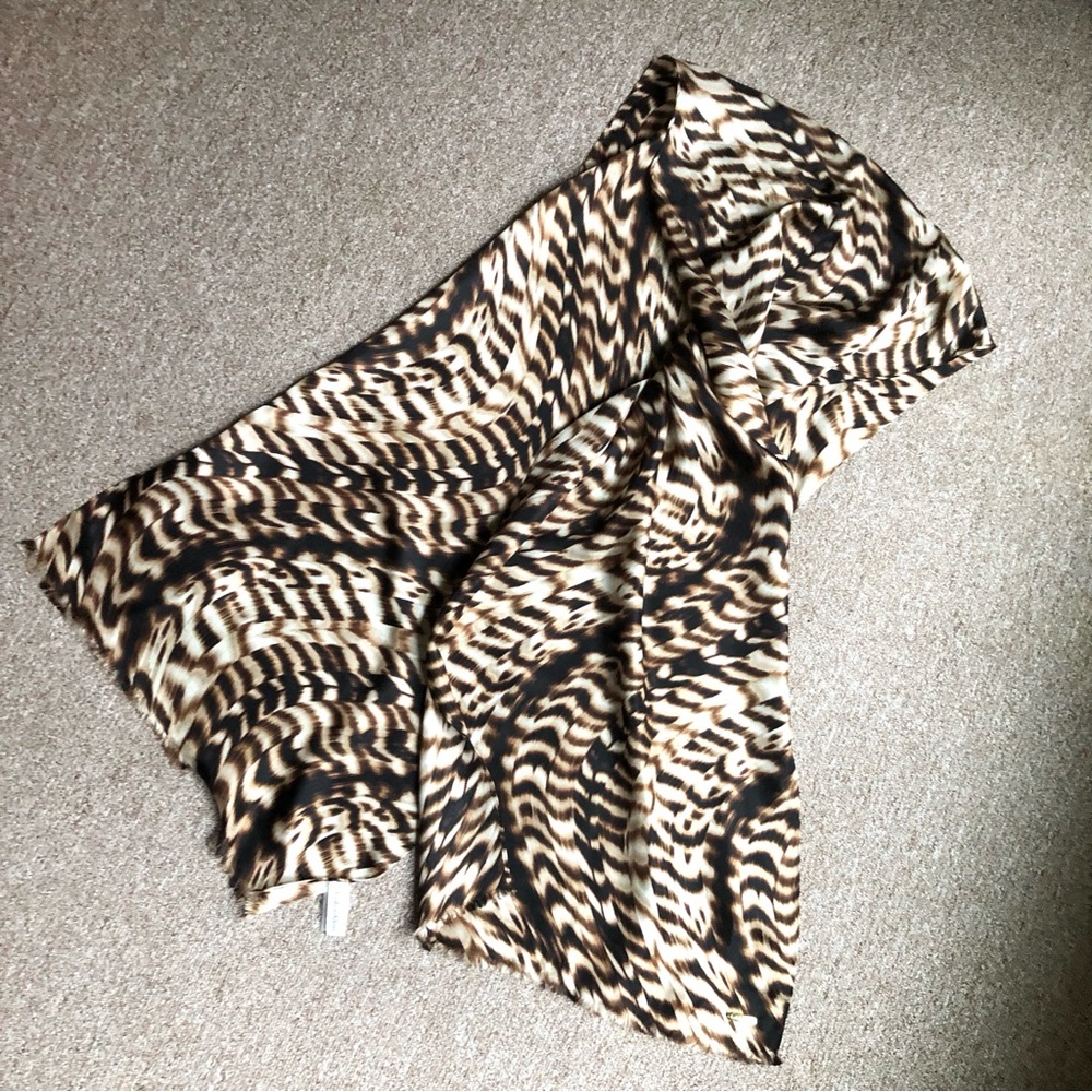 CALVIN KLEIN SILK SCARVE